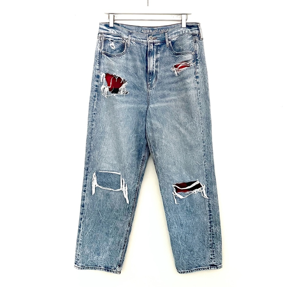 American Eagle Outfitters Light Wash Straight Leg Ripped Jeans with Red Patch
